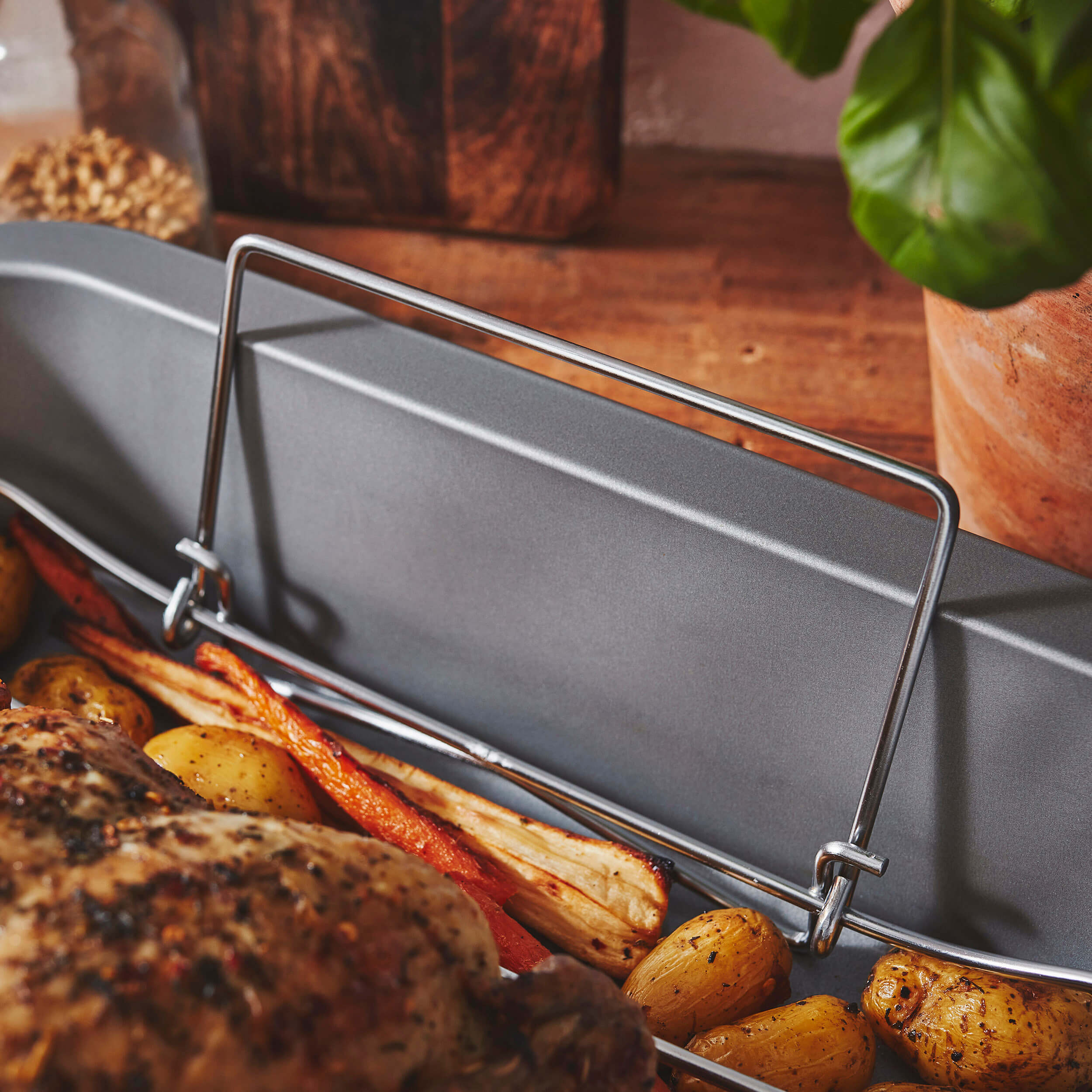Baker & Salt Non-Stick Large Roast & Rack 41cm - 55880 - What More UK